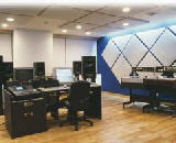 ���[�i�[�}�X�^�����O�X�^�W�I