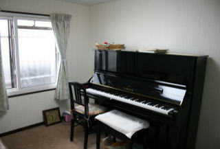 ���y���@�h���H��