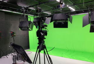 �B�e�X�^�W�I�@�h���H��